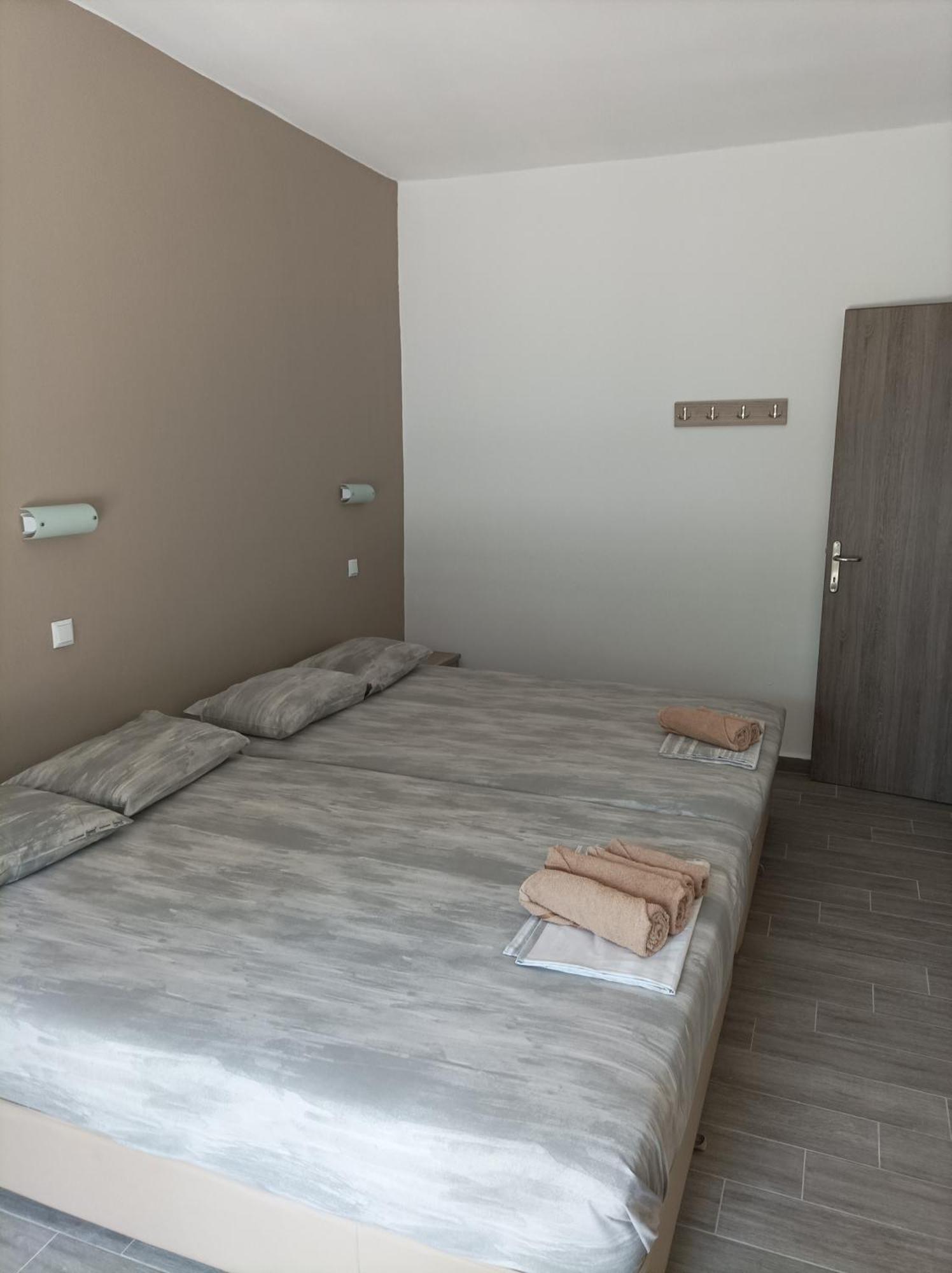 Appartement Kleanthis Blue à Vrasná Extérieur photo