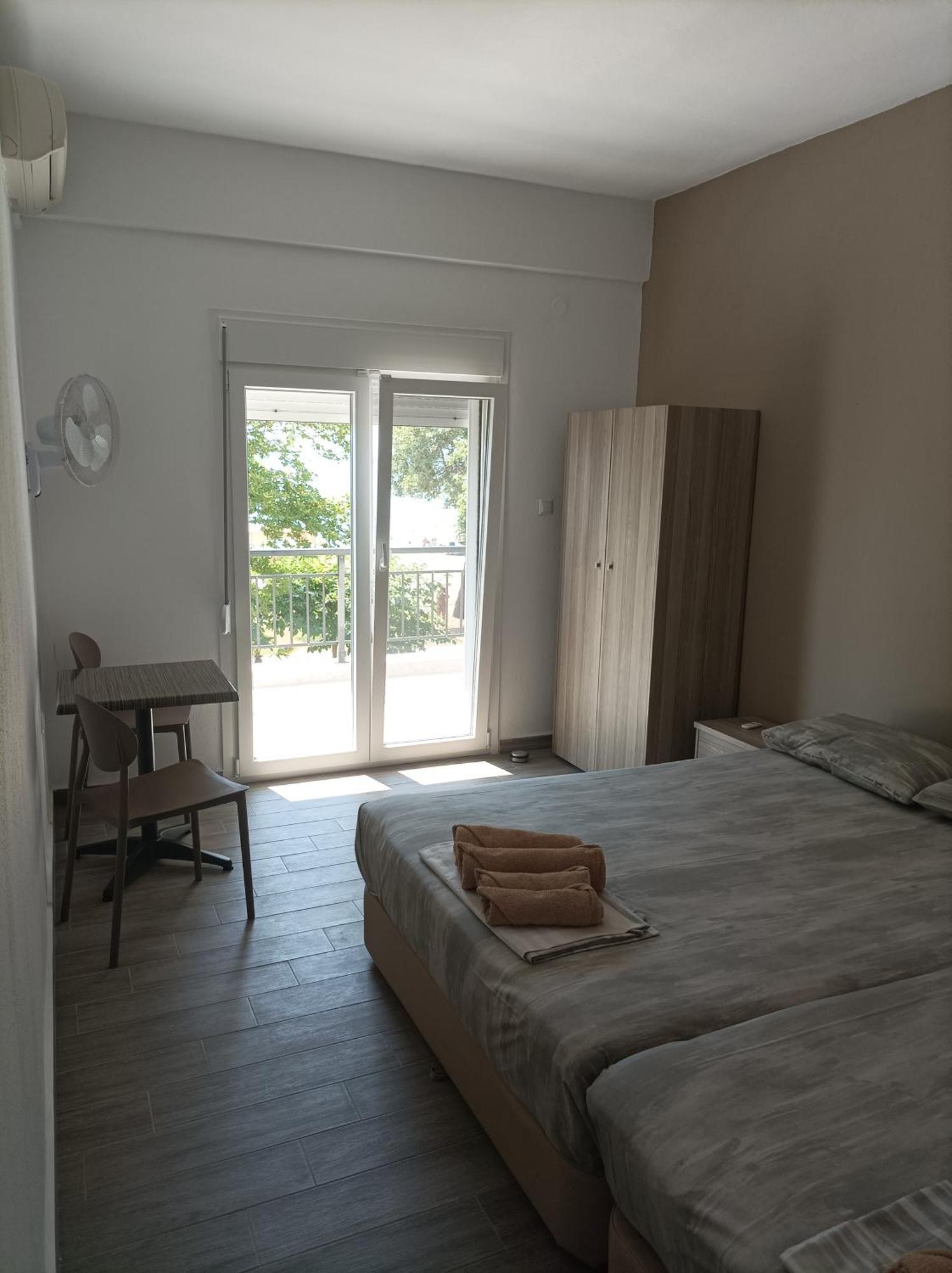 Appartement Kleanthis Blue à Vrasná Extérieur photo
